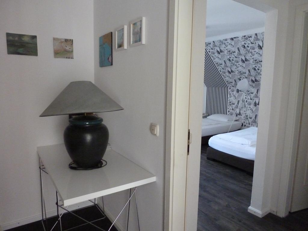 Hotel Bergbauer Mit Late-Self-Check-In นอยบวร์ก อันแดร์ โดเนา ภายนอก รูปภาพ
